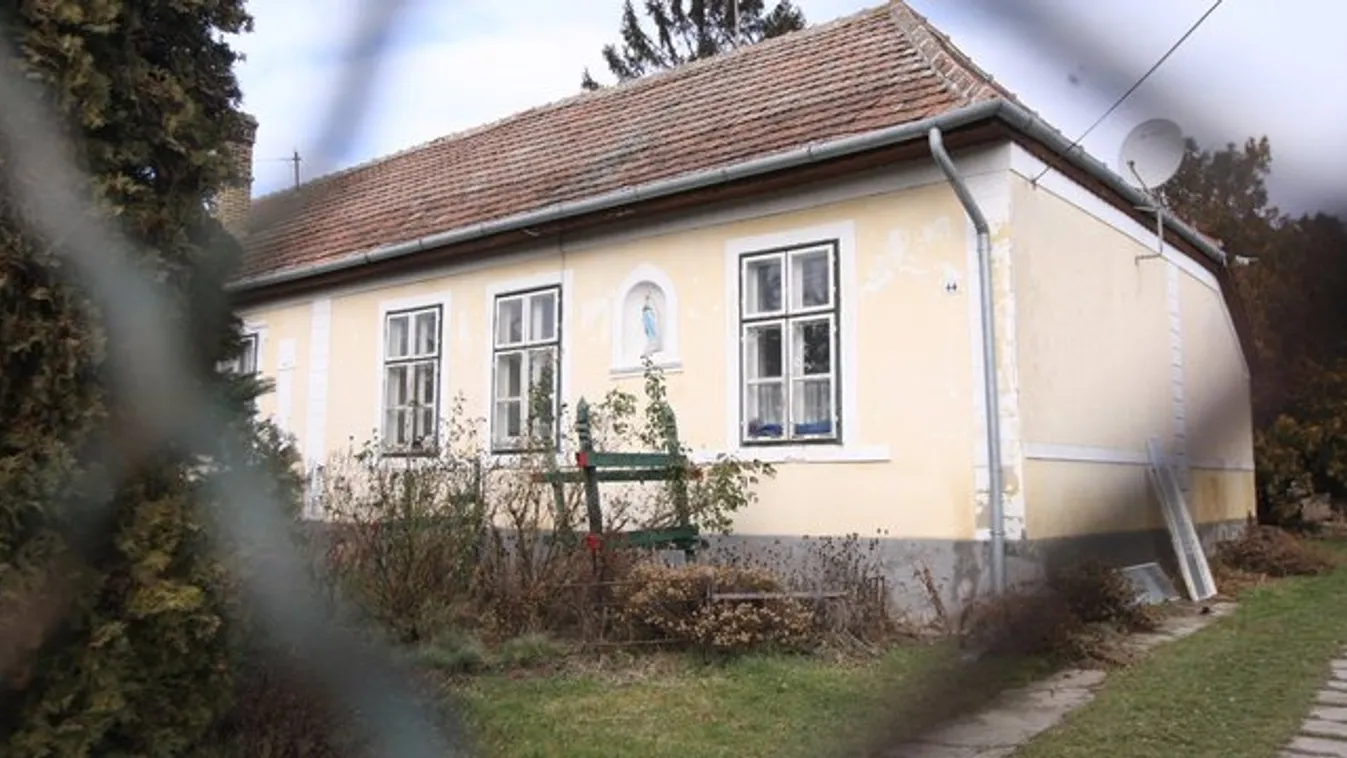 Rejtőzködve él a rendőrgyilkos családja Bőnyben