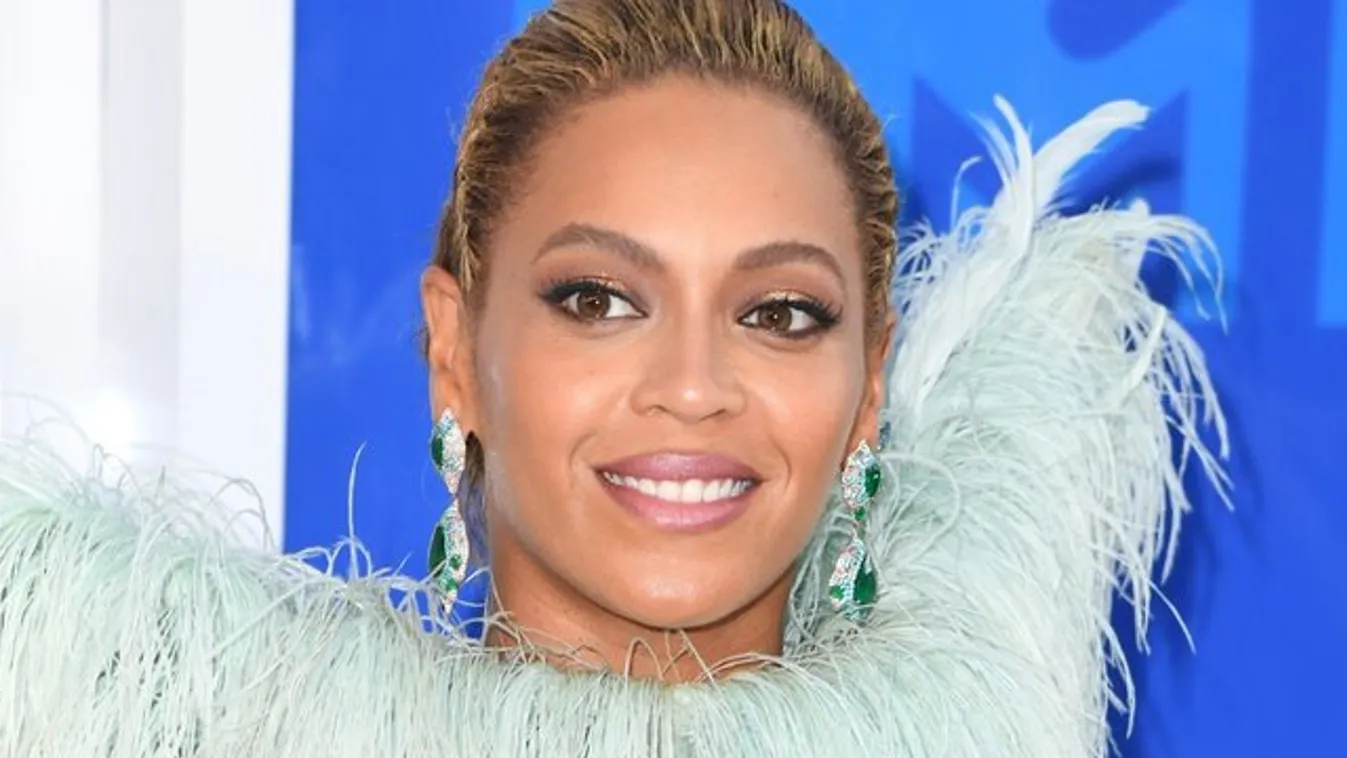 Gyerekeknek énekeltek a világsztárok, köztük Beyoncé is