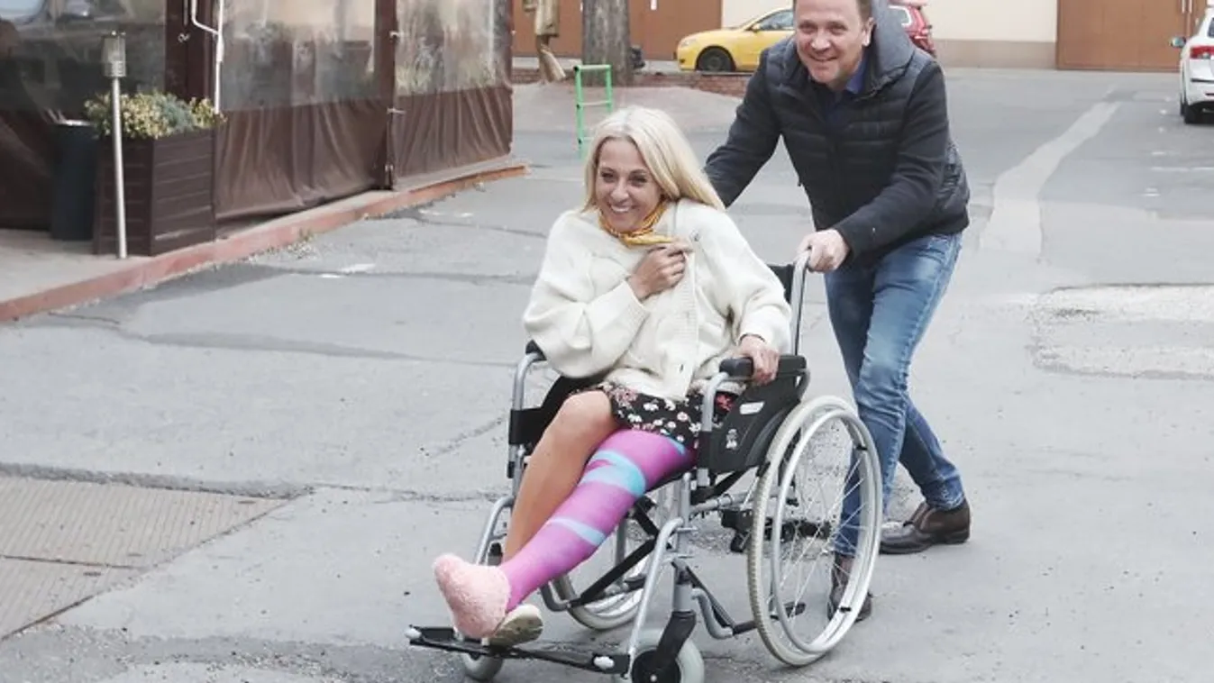 Tolószékben vitték be a stúdióba Marsi Anikót