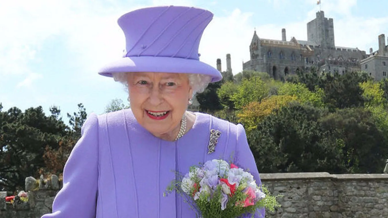 Címlaplány lett a brit királynő