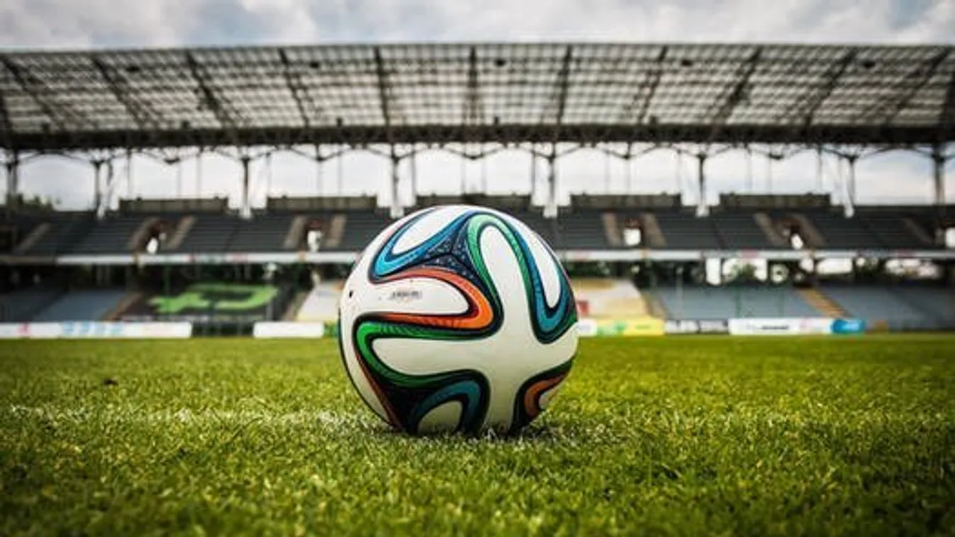 72 évesen lett először futballválogatott John Shannon