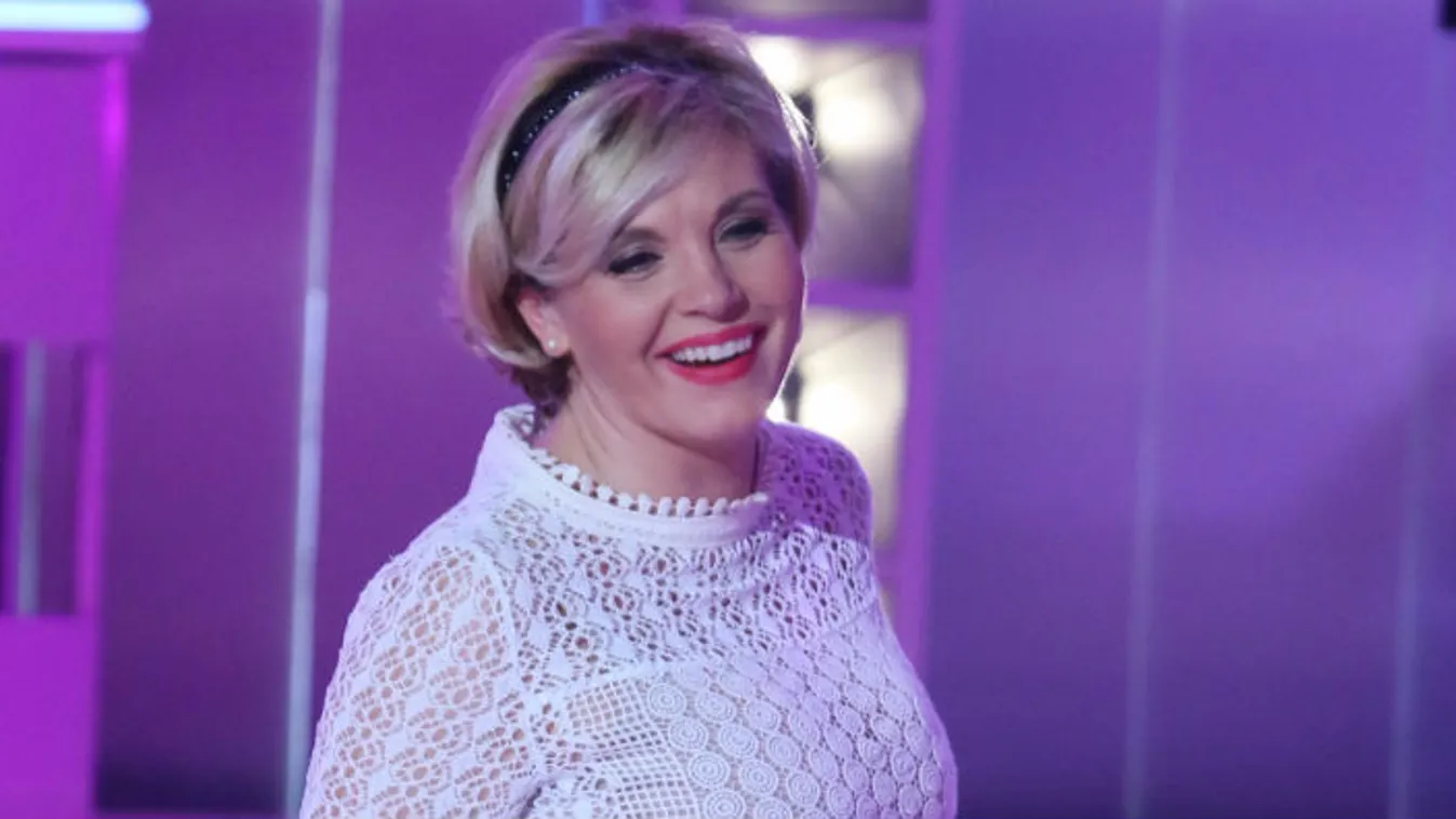 Hoppá! Megmozdult Liptai Claudia babája