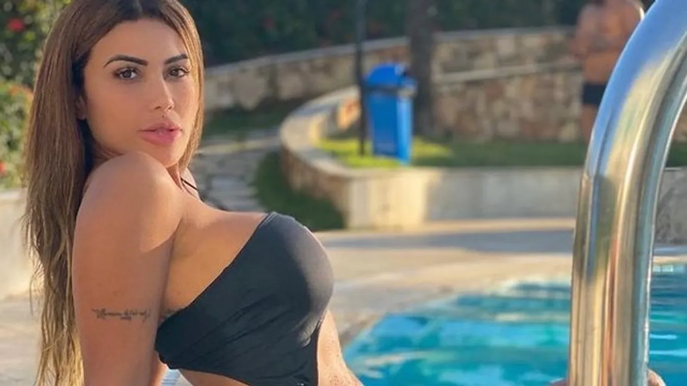 Ennek a nőnek egyetlen célja van, hogy elmondhassa, az övé a legnagyobb mell Instagramon
