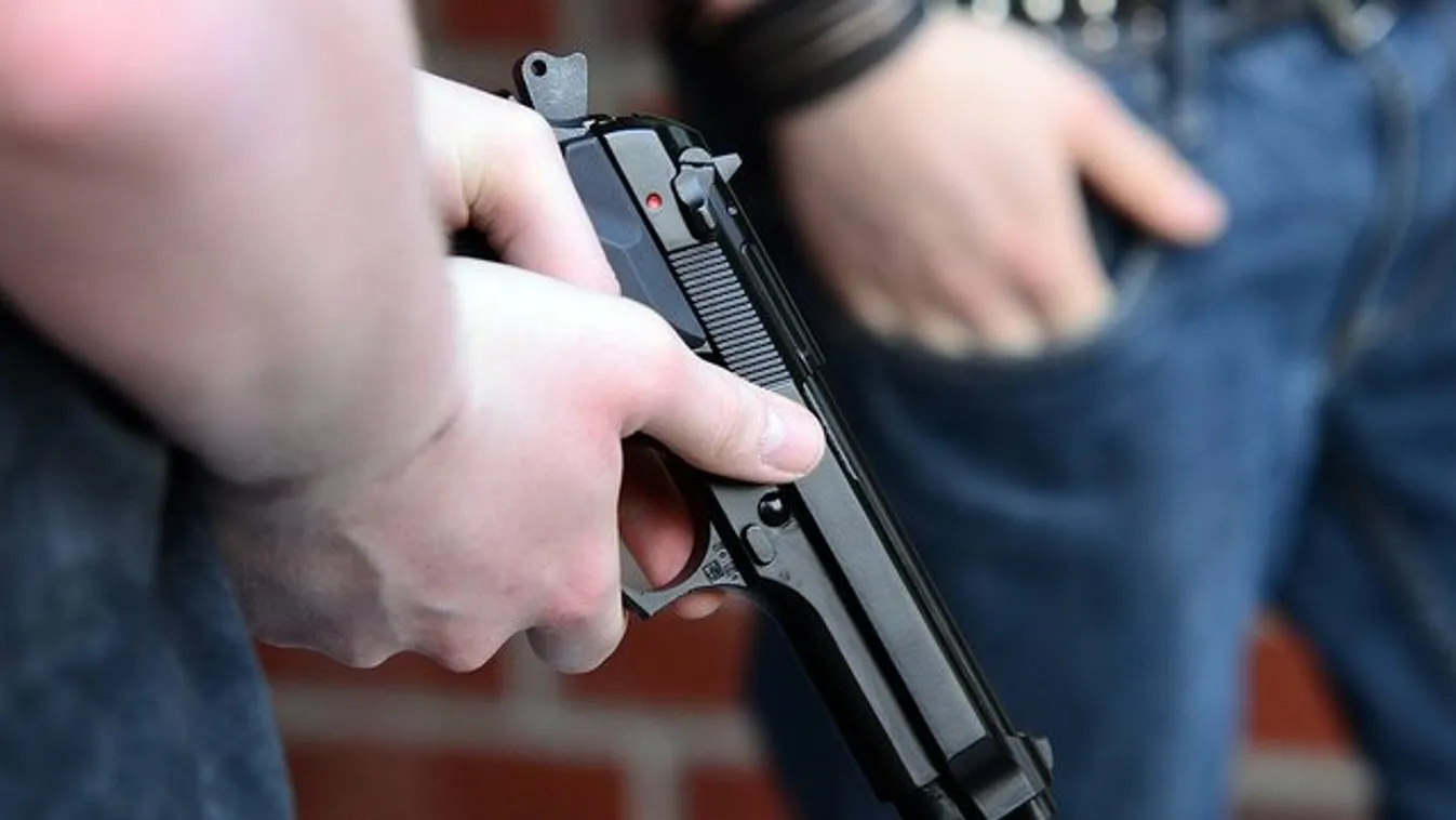 Fejbe lőtte magát Dániel egy budapesti lőtéren