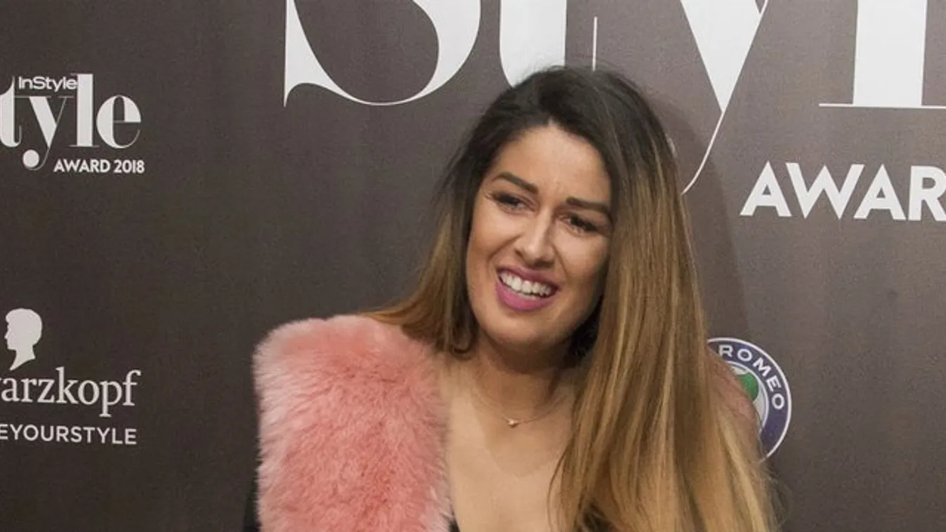 Szuperszexi fotózáson vett részt Singh Viki
