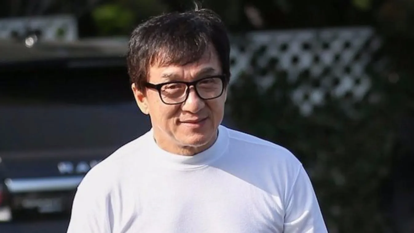 Gratulálunk: Jackie Chan lánya feleségül vette leszbikus barátnőjét