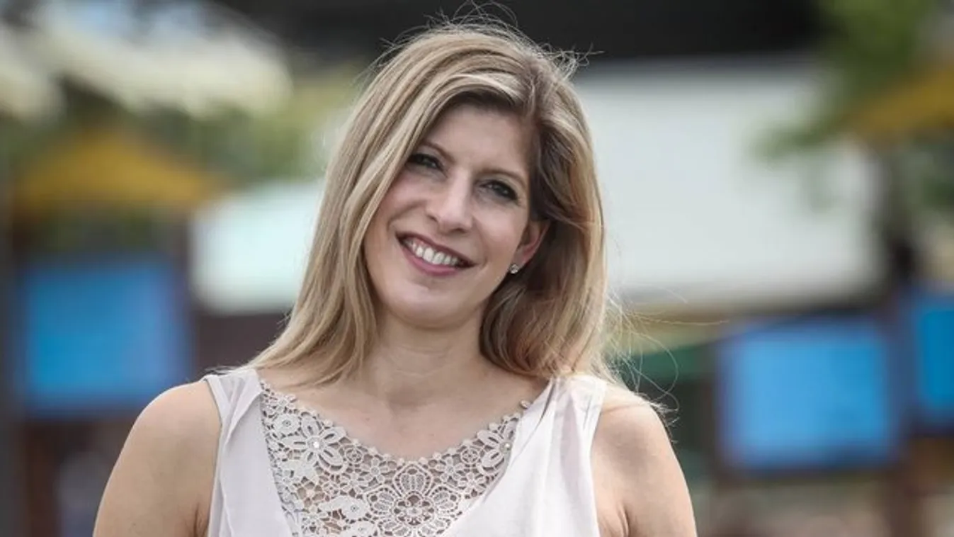 Nehéz megállni szó nélkül, milyen jól néz ki 44 évesen Béres Alexandra – fotó
