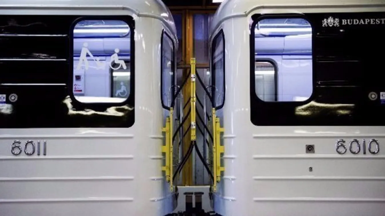 Gázolt a metró a Corvin-negyednél
