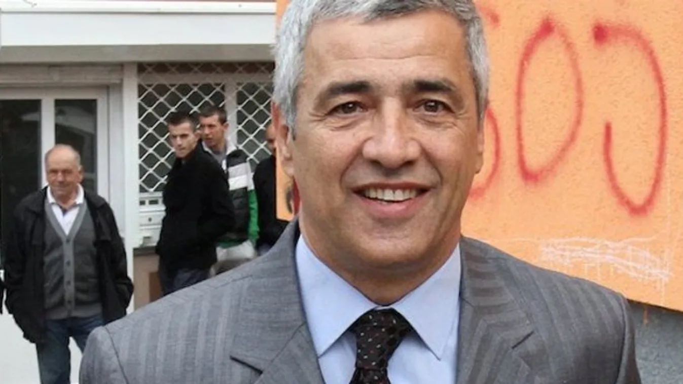 Hasba lőtték a gyilkos képviselőt