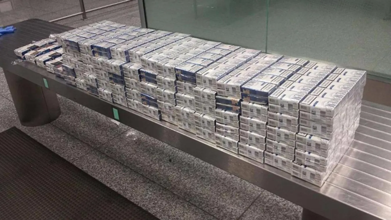 Semmi vámolni való: 40 évre elegendő cigi volt nála