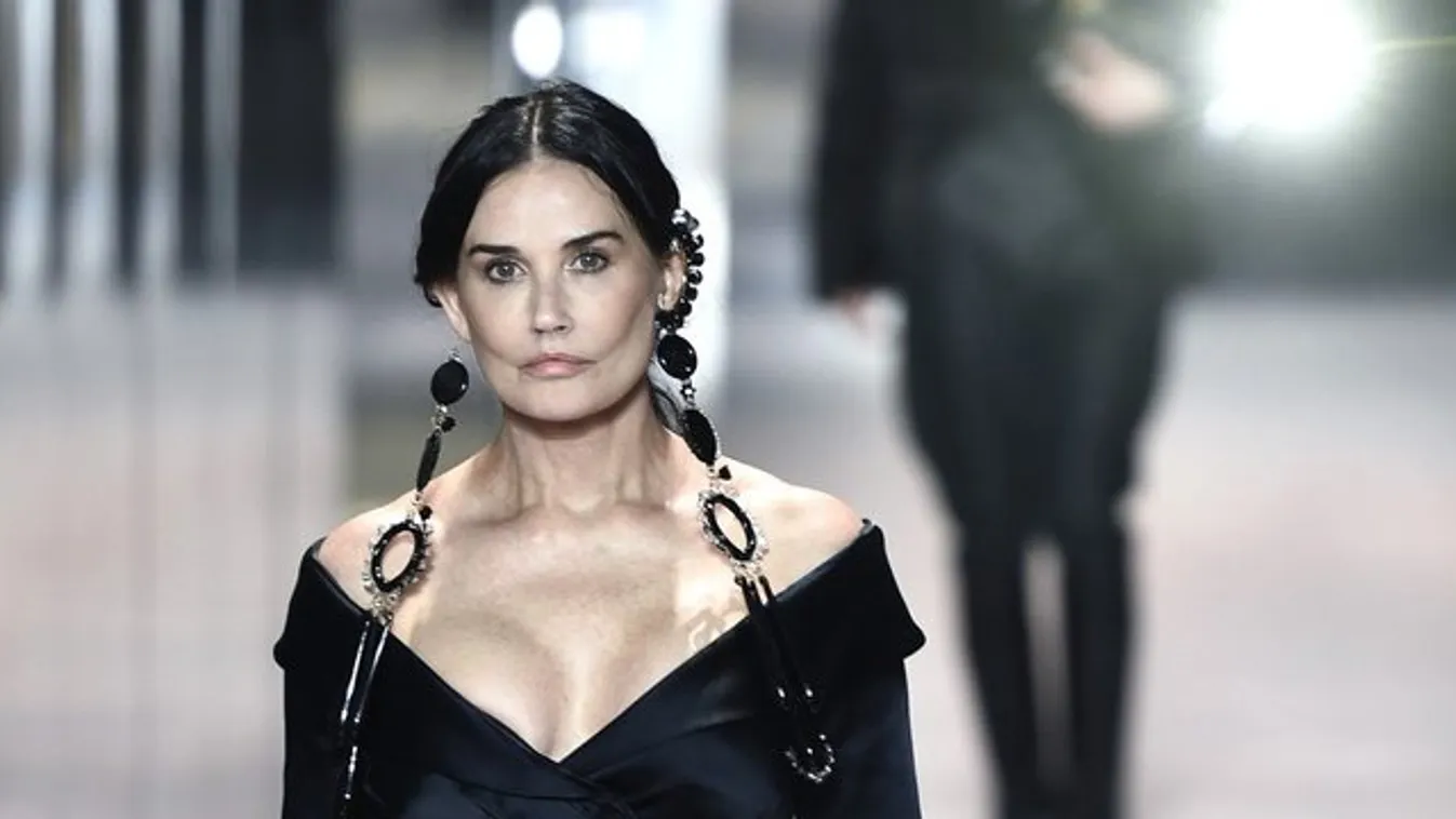 Elcsúfította magát Demi Moore: túltolta a plasztikázást – fotók