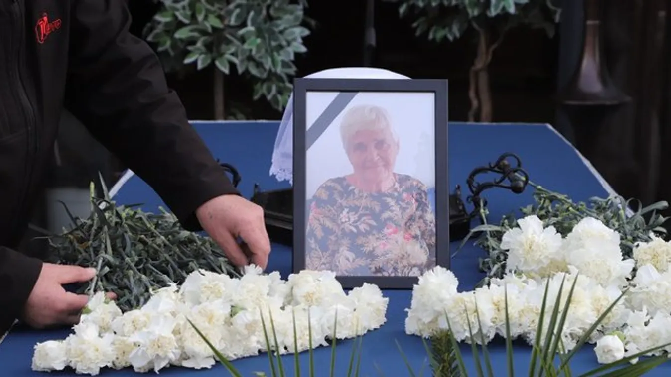 Szívszorító videó: így vettek végső búcsút Szilágyi István özvegyétől