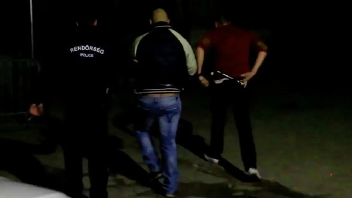 Negyvenszer szúrt főnökébe a testőr