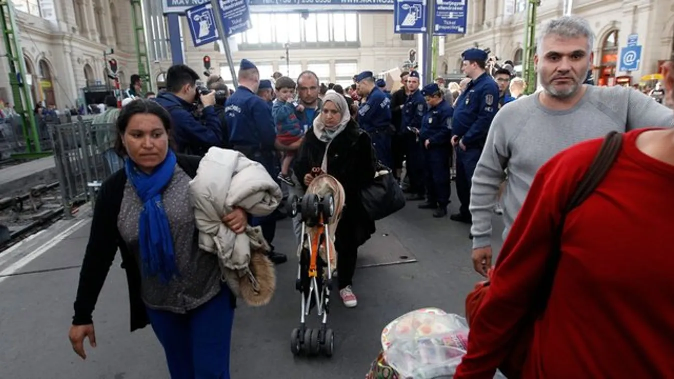 Támad a Soros-szervezet: Elkerülné az adót a Migration Aid