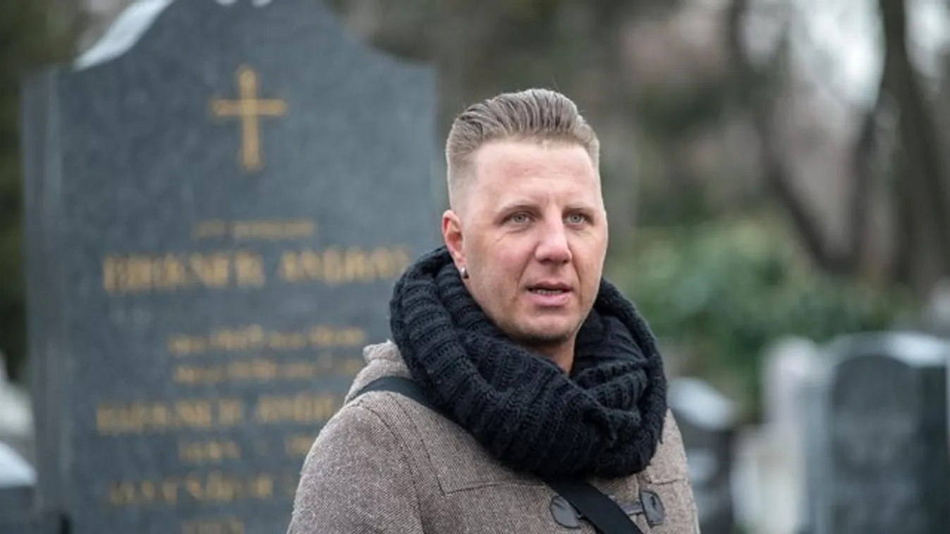Fájdalmas titkot osztott meg családjáról Zámbó Krisztián