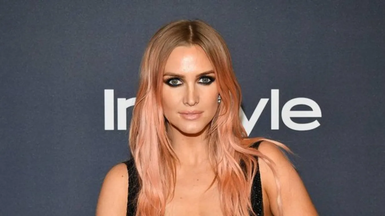 Megmutatta gömbölyű pocakját a mindenórás Ashlee Simpson – fotók