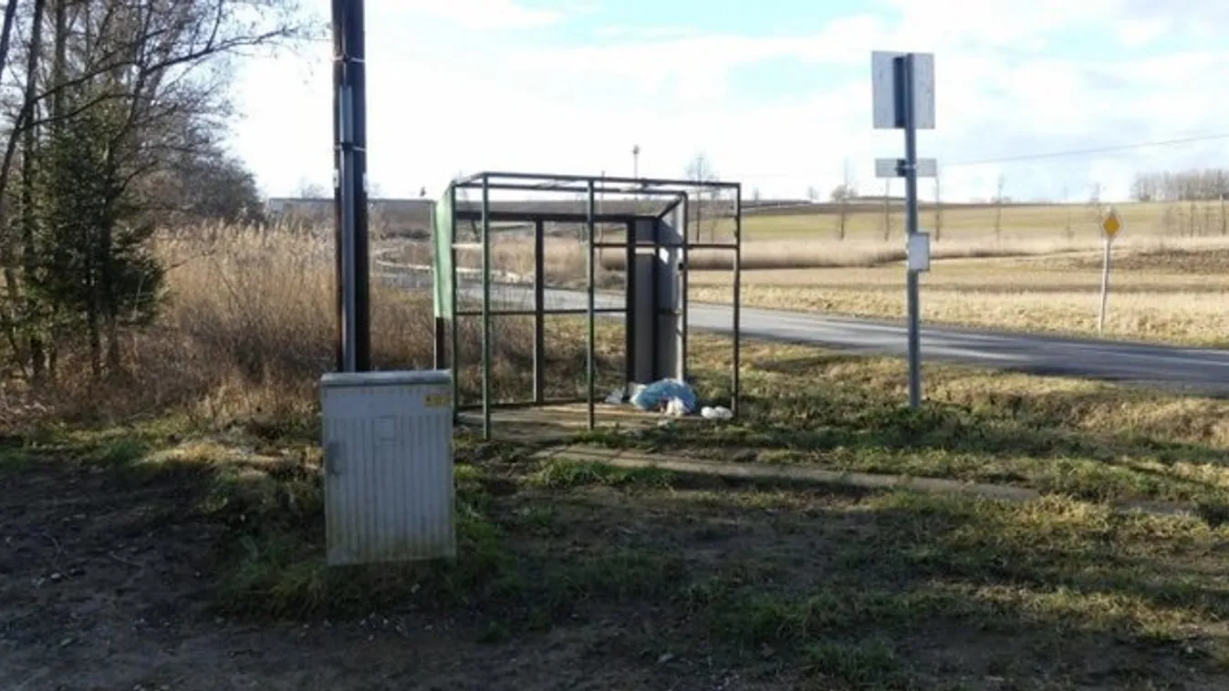 Elloptak egy buszmegállót Zalaegerszegen