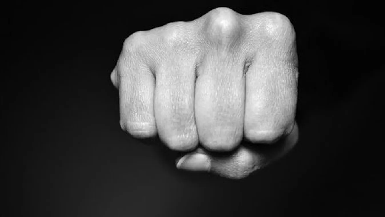 Utcai bunyó és szurkálás - Két család esett egymásnak Lánycsókon