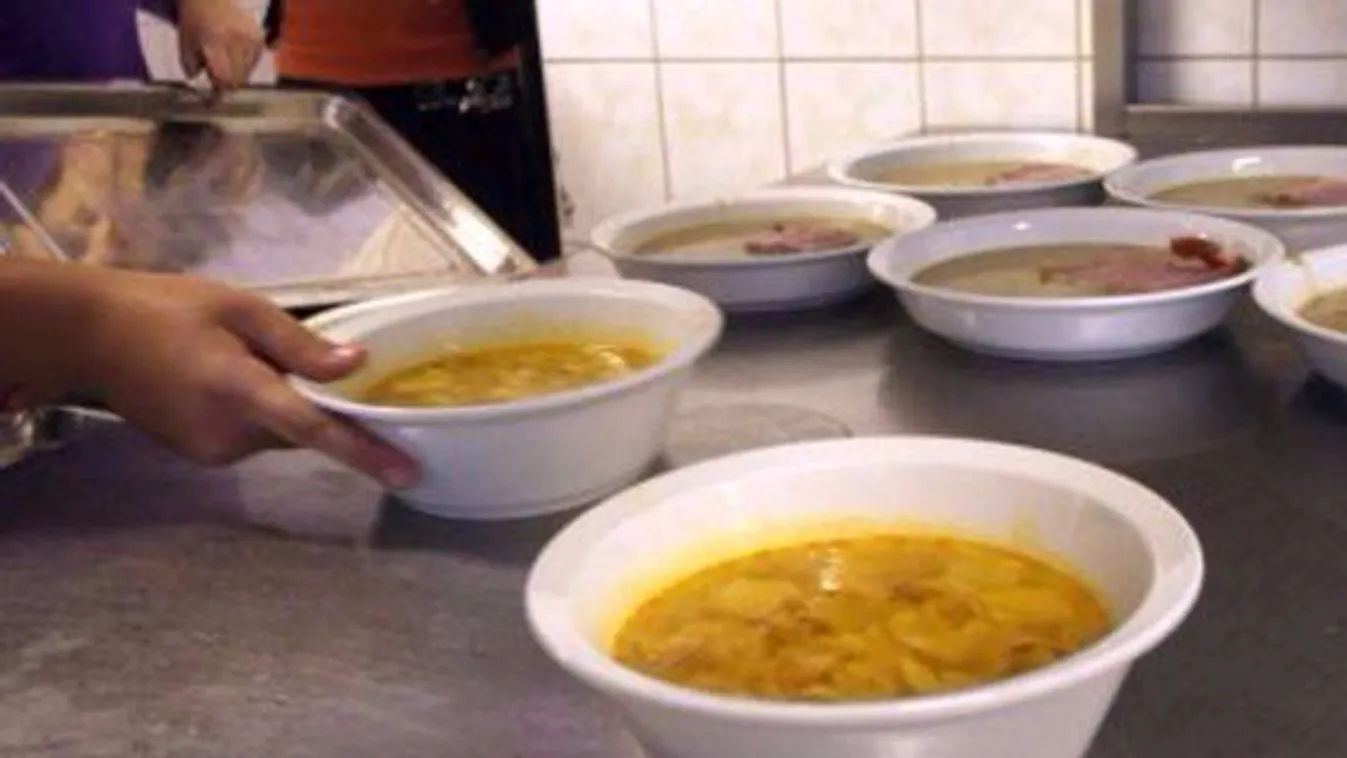 Ételmérgezés miatt haltak meg többen egy budakalászi idősek otthonában?