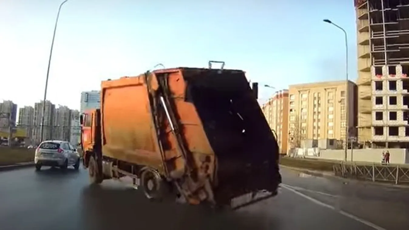 Megöllek! – kiabálta a támadó, majd a munkájukat végző kukások közé hajtott – videó
