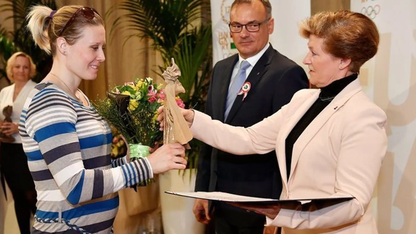 Kozák Danuta egy cipővel robbantott cukiságbombát - fotó
