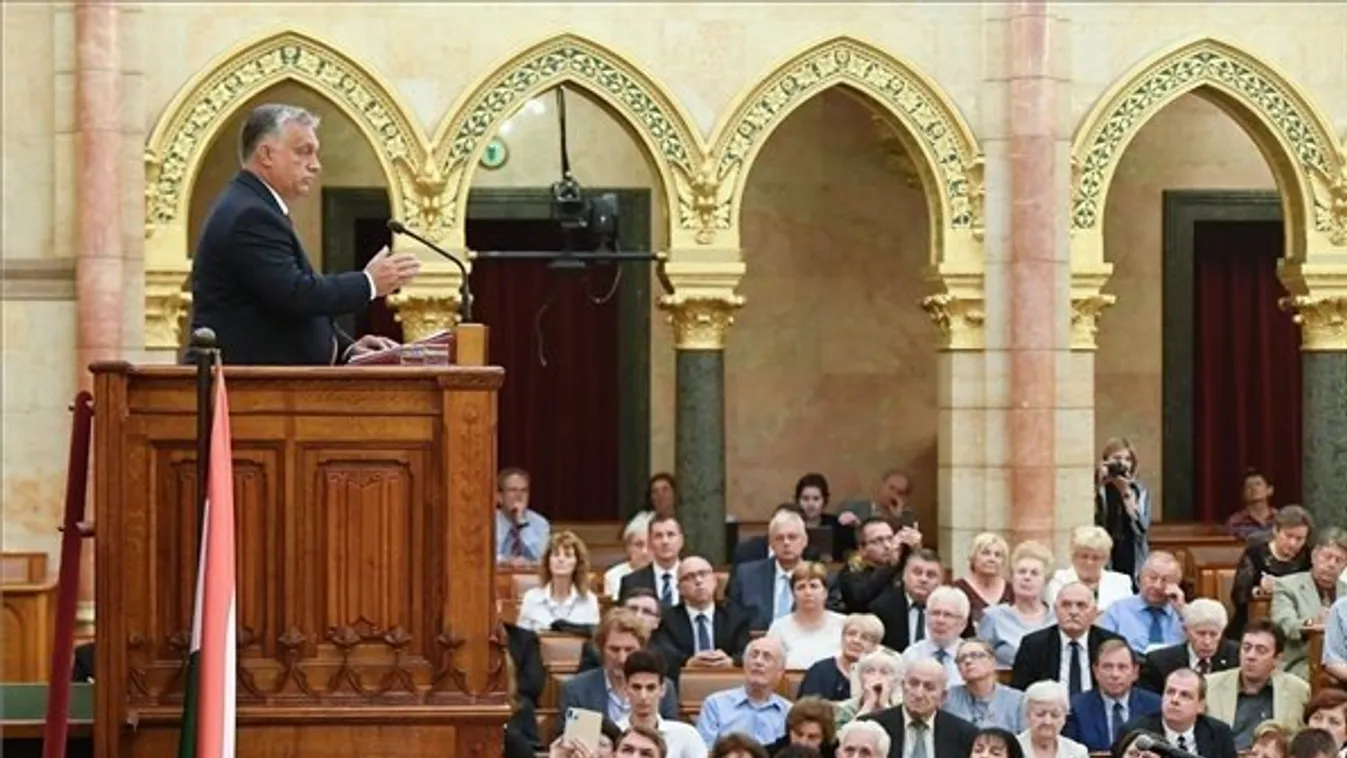 Orbán: Mutassuk meg a világnak, milyen a keresztény szabadságra épített élet!