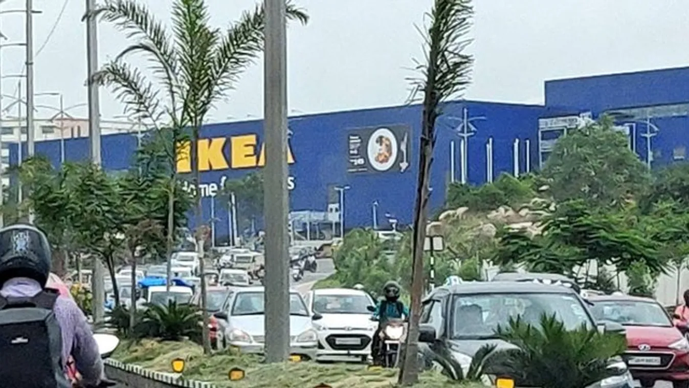 Szemünk előtt zajló történelem: megnyílt az első Ikea Indiában
