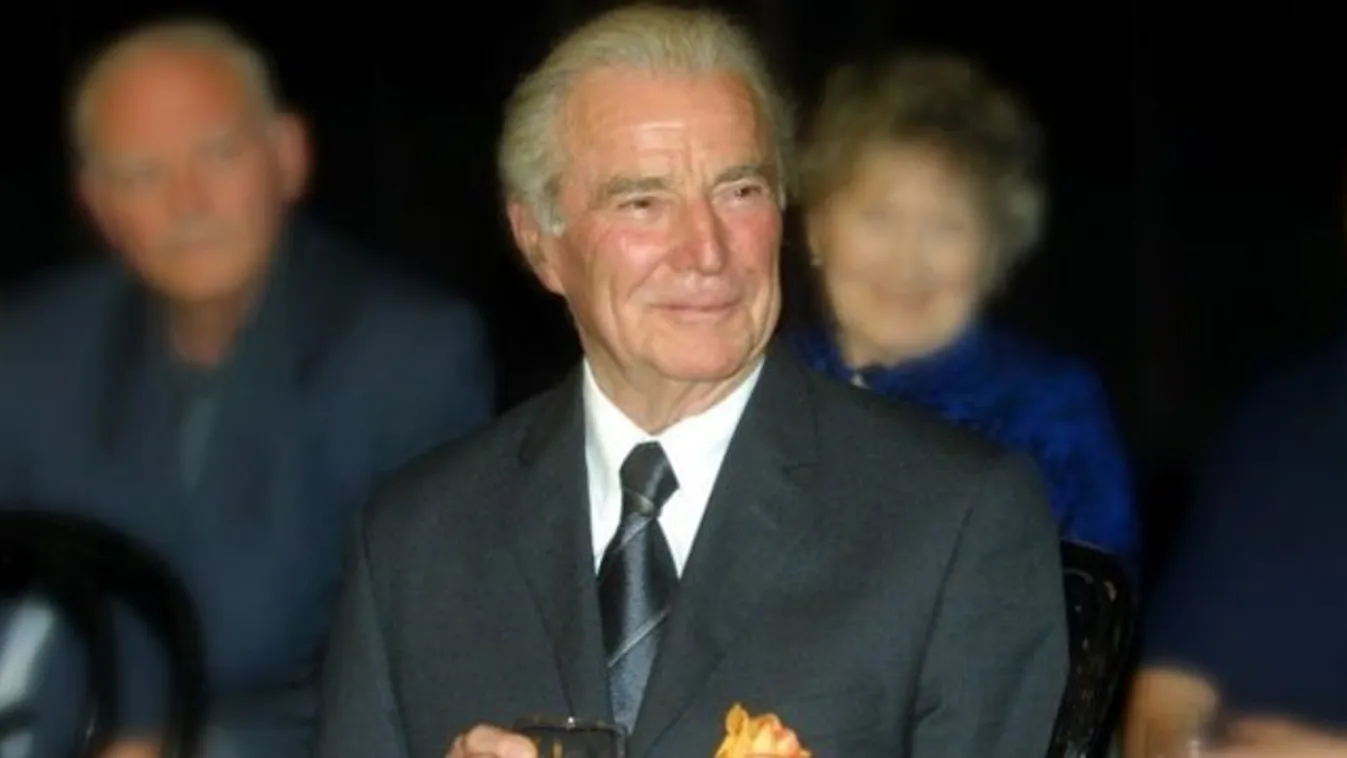 Zenthe Ferenc szelleme segíti Csongrádi Katát