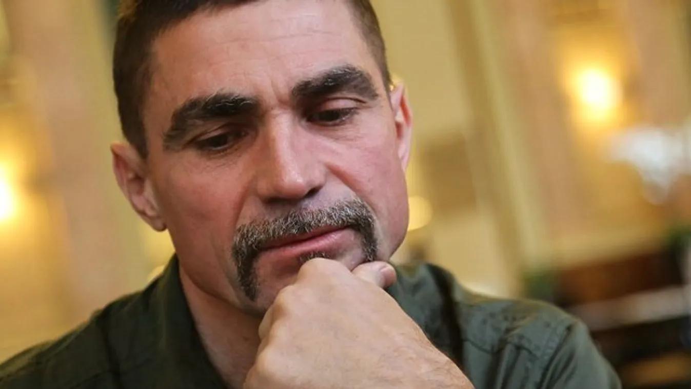 A Viszkis megenné az aranyhalat - videó