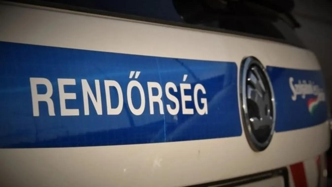 Úgy előzött a rendőrök szeme láttára a győri autós, hogy azonnal lekapcsolták érte – videó