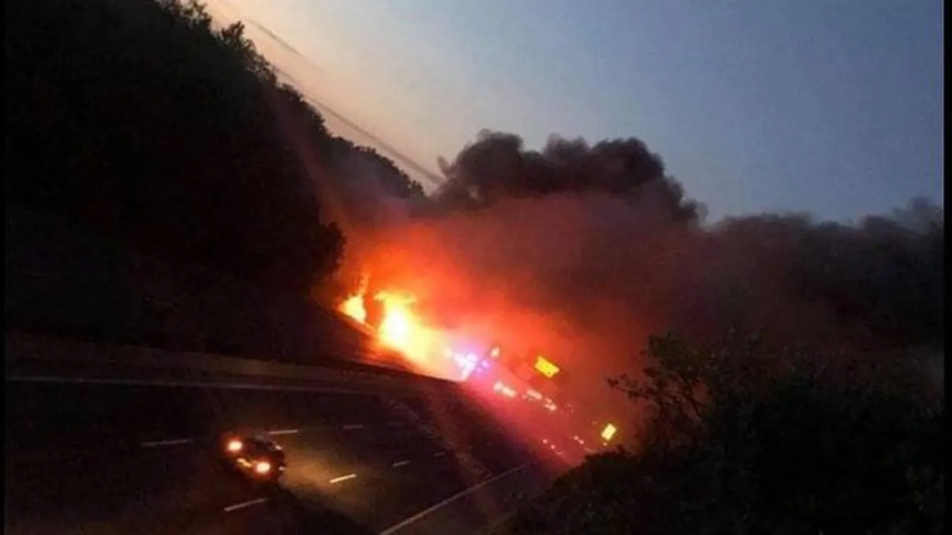 Most jött: Teljesen lezárták az M7-est, borzalmas dolog történt - fotó
