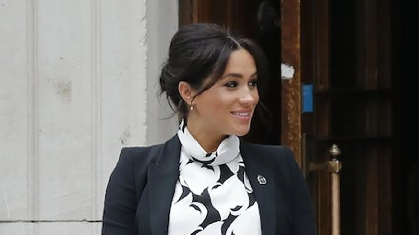 Felháborodott várandós kismamák: Szüljön máshol Meghan!
