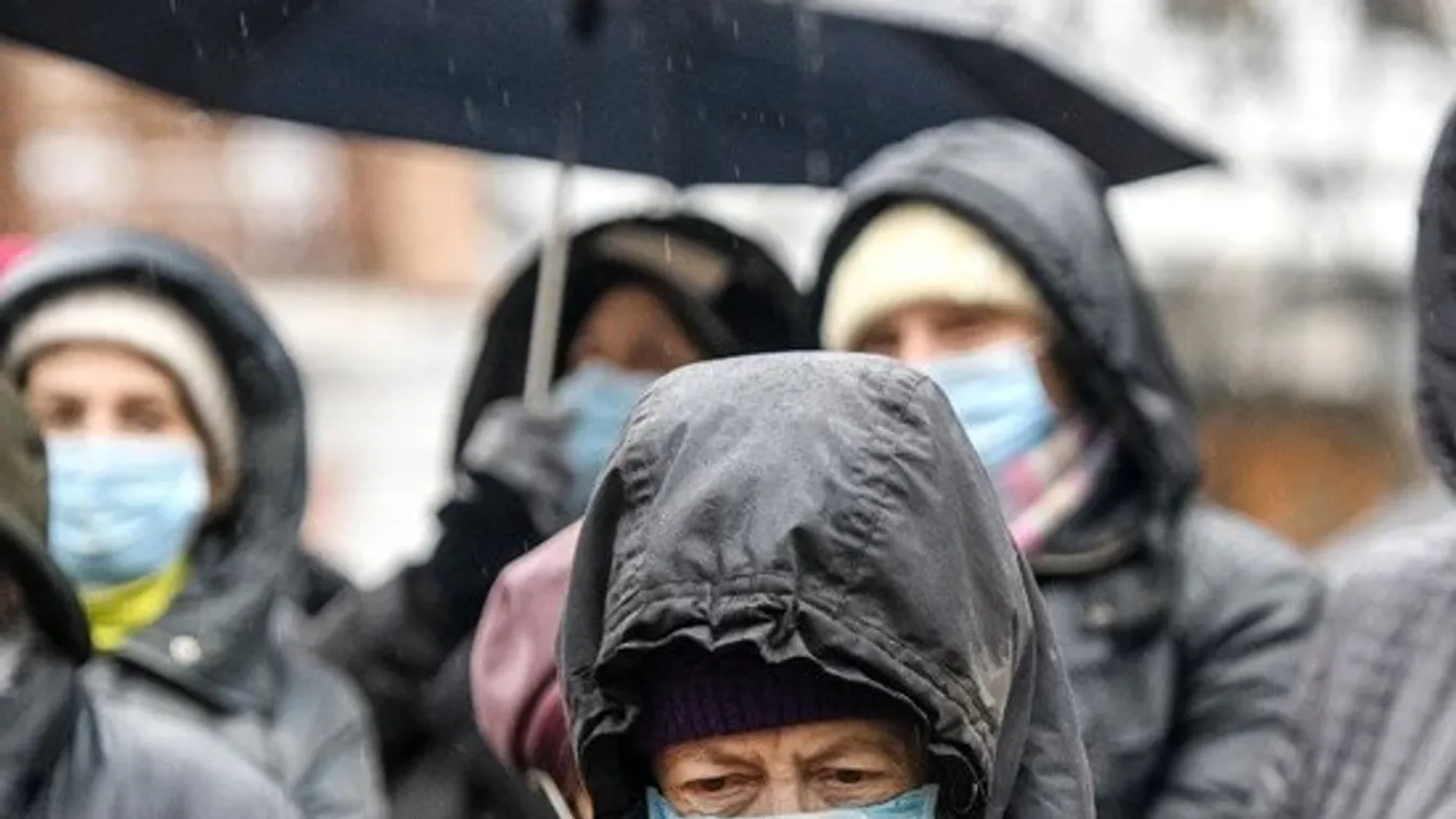 Ukrajnában csaknem nyolcezer új koronavírusos beteget regisztráltak