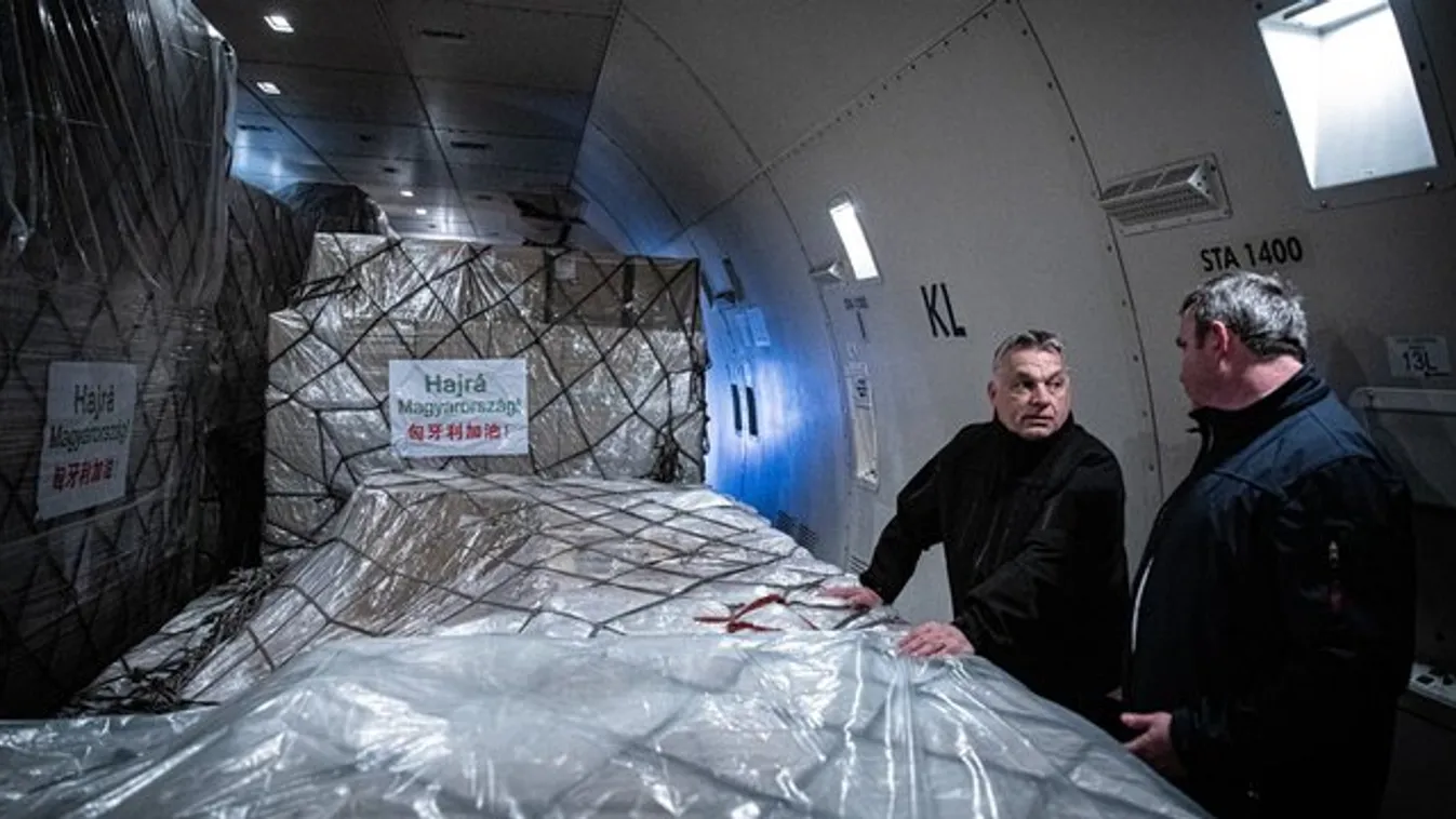 Orbán Viktor: Megérkezett egy egészségügyi szállítmány Kínából – videó