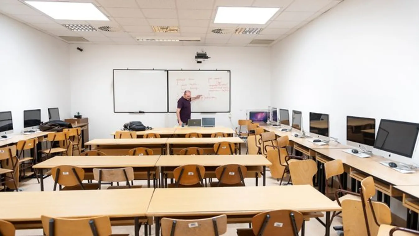 Ez nem iskolaszünet! – Digitális oktatással folytatódik a tanév