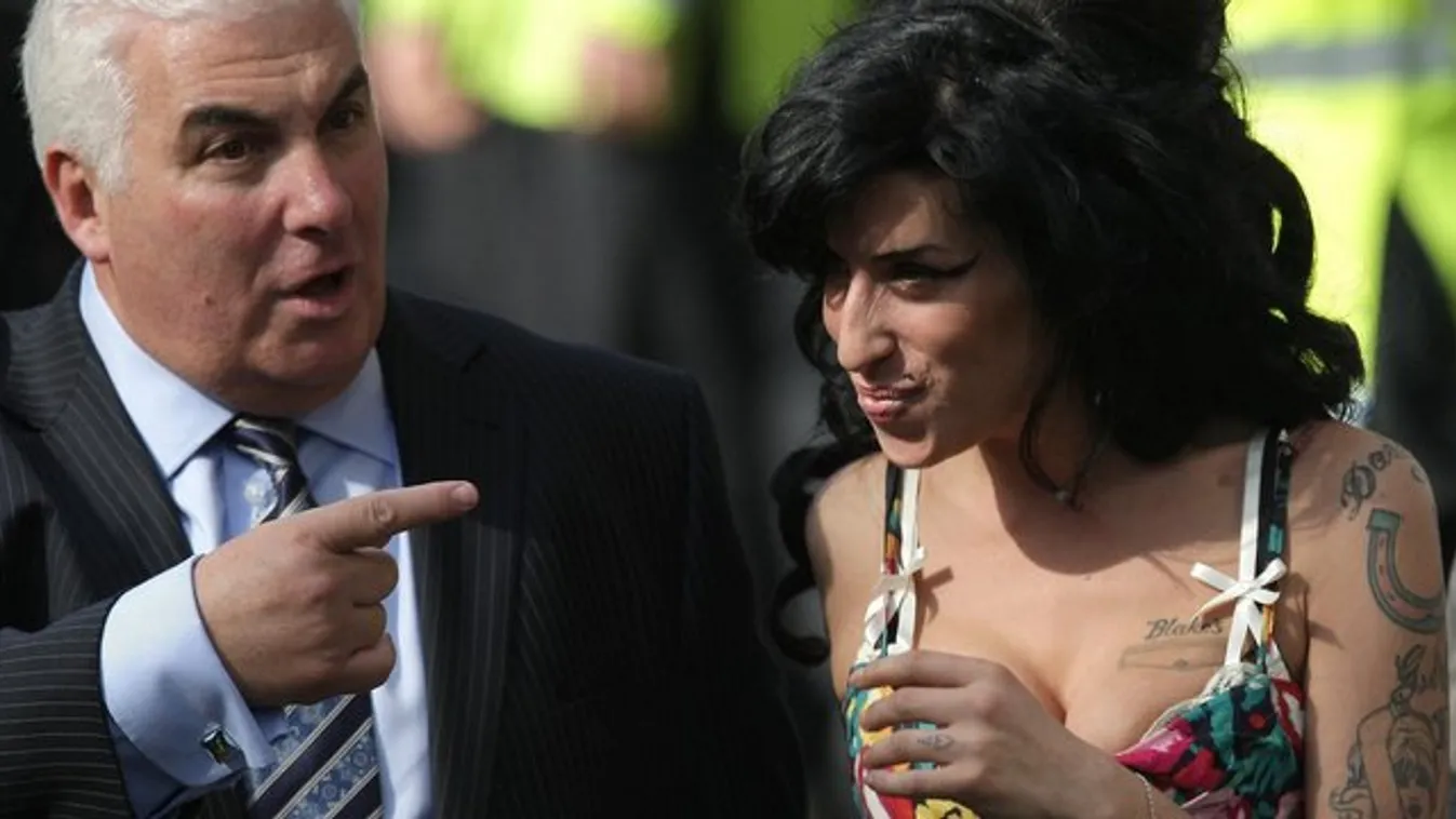 Apja szerint madárként született újjá Winehouse - jeleznék, mégcsak január 1. van!