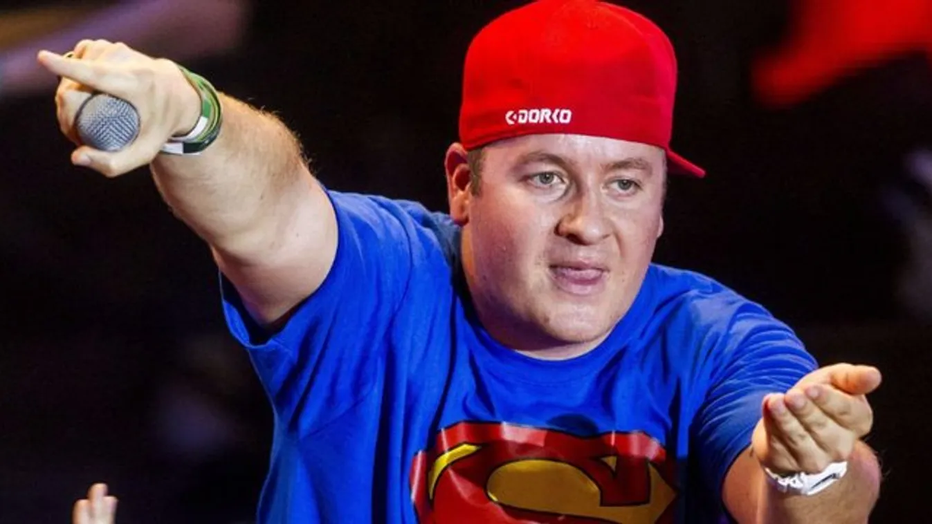 Olimpikonokkal forgatott bajnok klipet a magyar rapper - videó