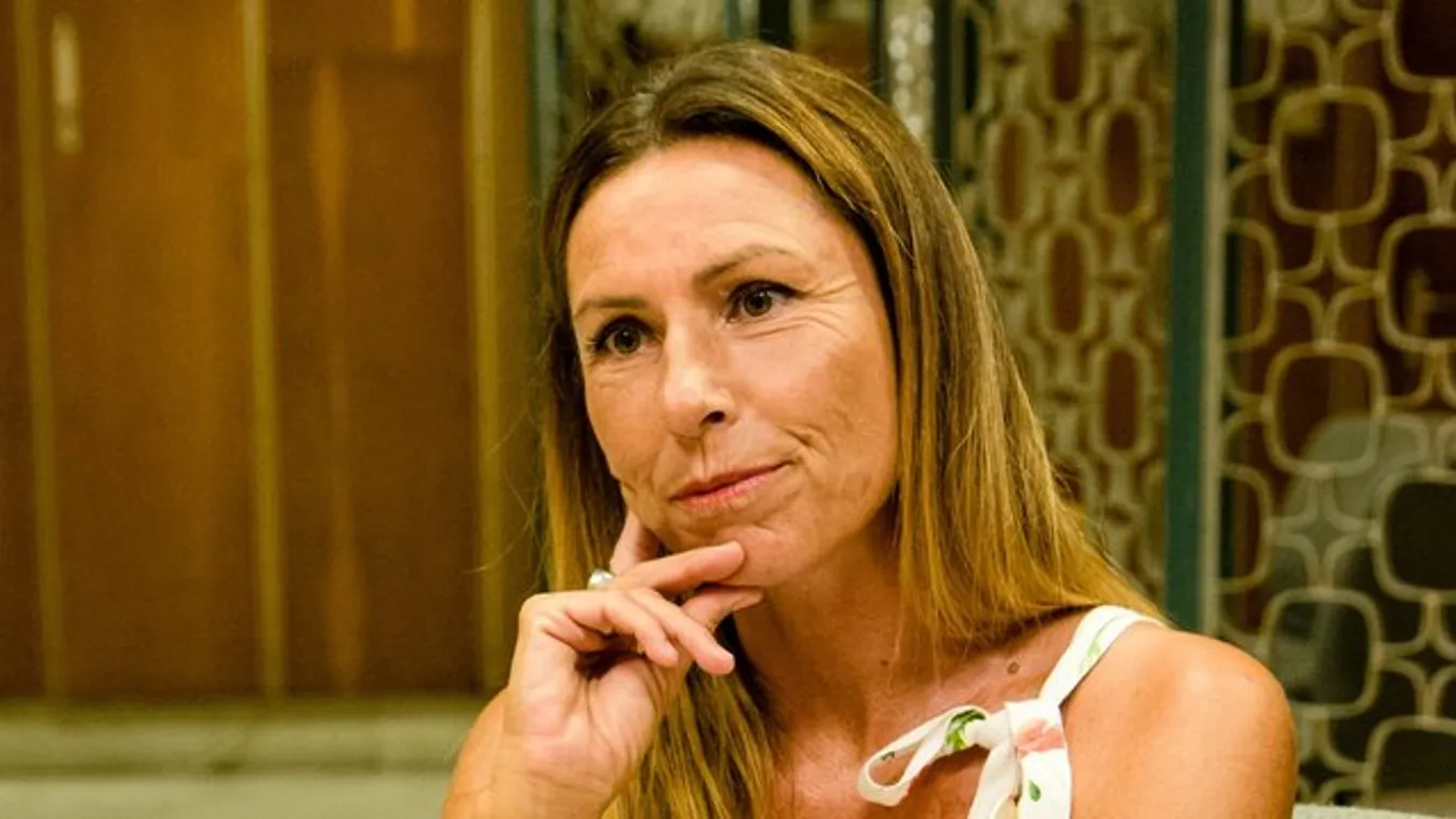 Az anyaság miatt ment el Miklósa Erika hangja