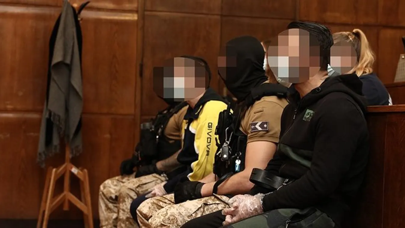 Odavetett bocsánatkéréssel mentegette magát a 28-as villamoson késelő János