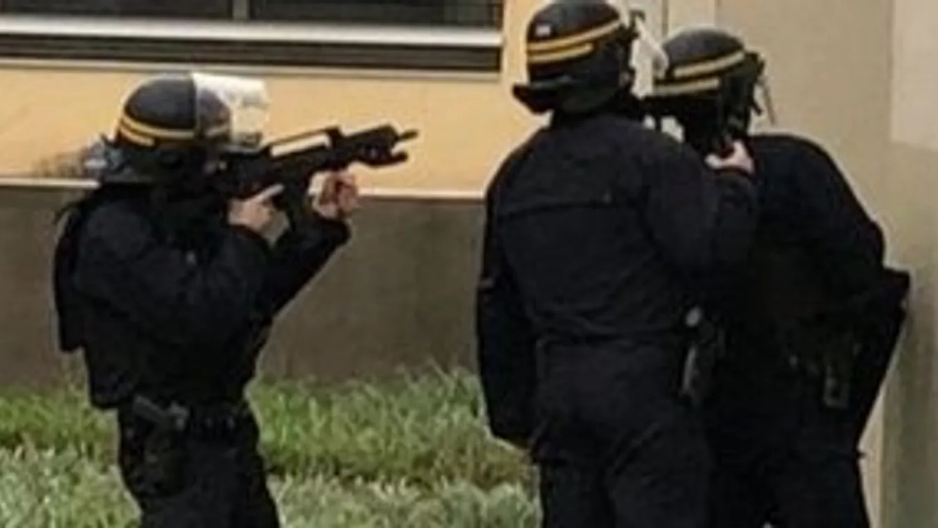 Breaking: Járókelőkre lőtt egy fegyveres a franciaországi Bastiában