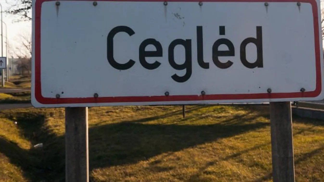 Rejtélyes haláleset Cegléden: Oszlopnak hajtott, majd a sínekre feküdt Ágnes