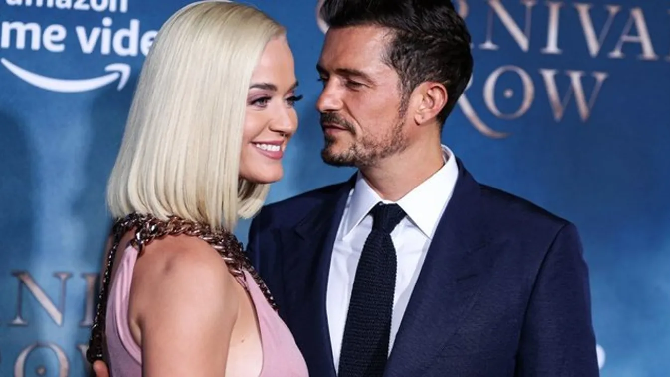 Katy Perry és Orlando Bloom tortahabbal árulta el születendő gyermekük nemét
