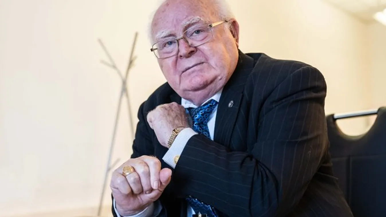 "Amikor a forradalom kitört, egy pillanatig sem volt kérdés, hogy beállok-e a sorba" - megrázó vallomást tett Pongrátz András