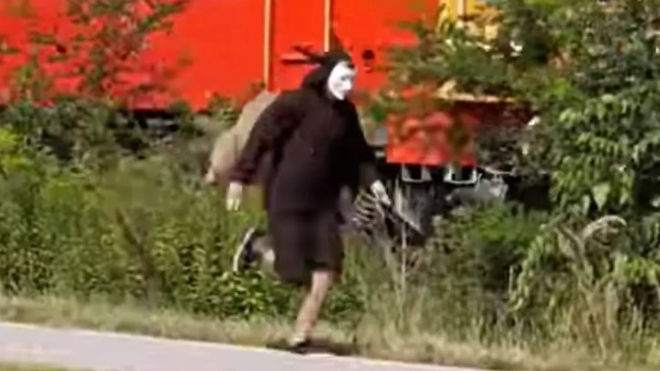 Lehagyta a csiga a Mátészalka és Debrecen között cammogó vonatot - videó