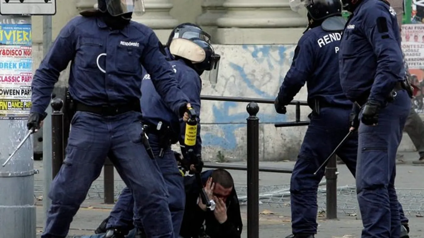 Újjáalakult a Gyurcsány-kormány a főpolgármester háta mögött - videó
