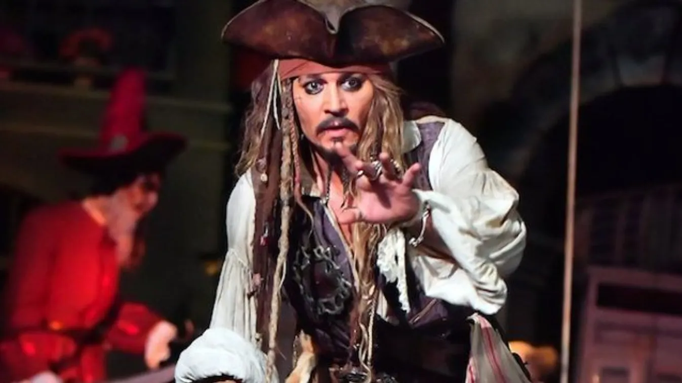 Johnny Depp részegen csinált hülyét magából