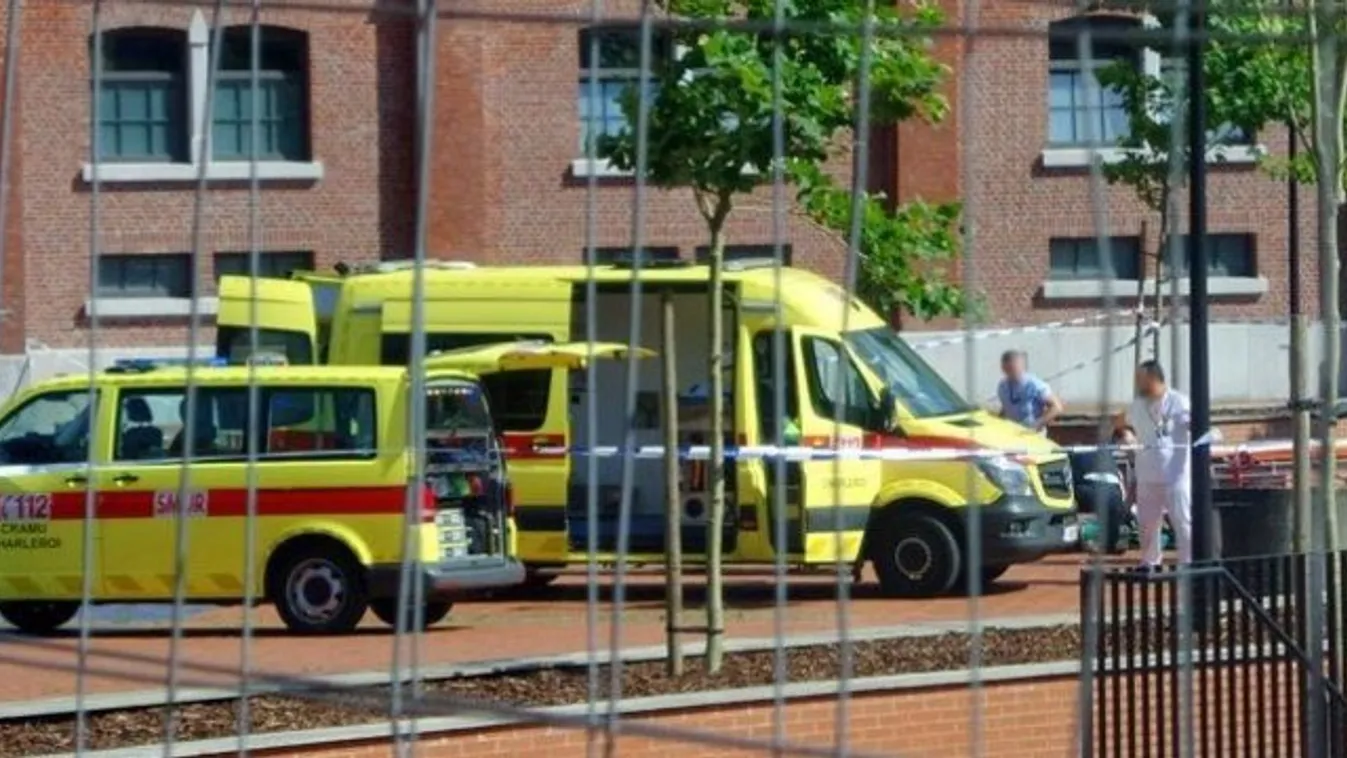 Allahu Akbart kiálltva, machetével támadtak belga rendőrökre