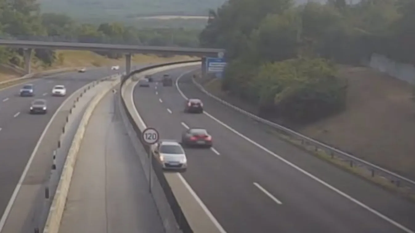 Megőrült?! Forgalommal szemben hajtott az autós az M3-ason – videó