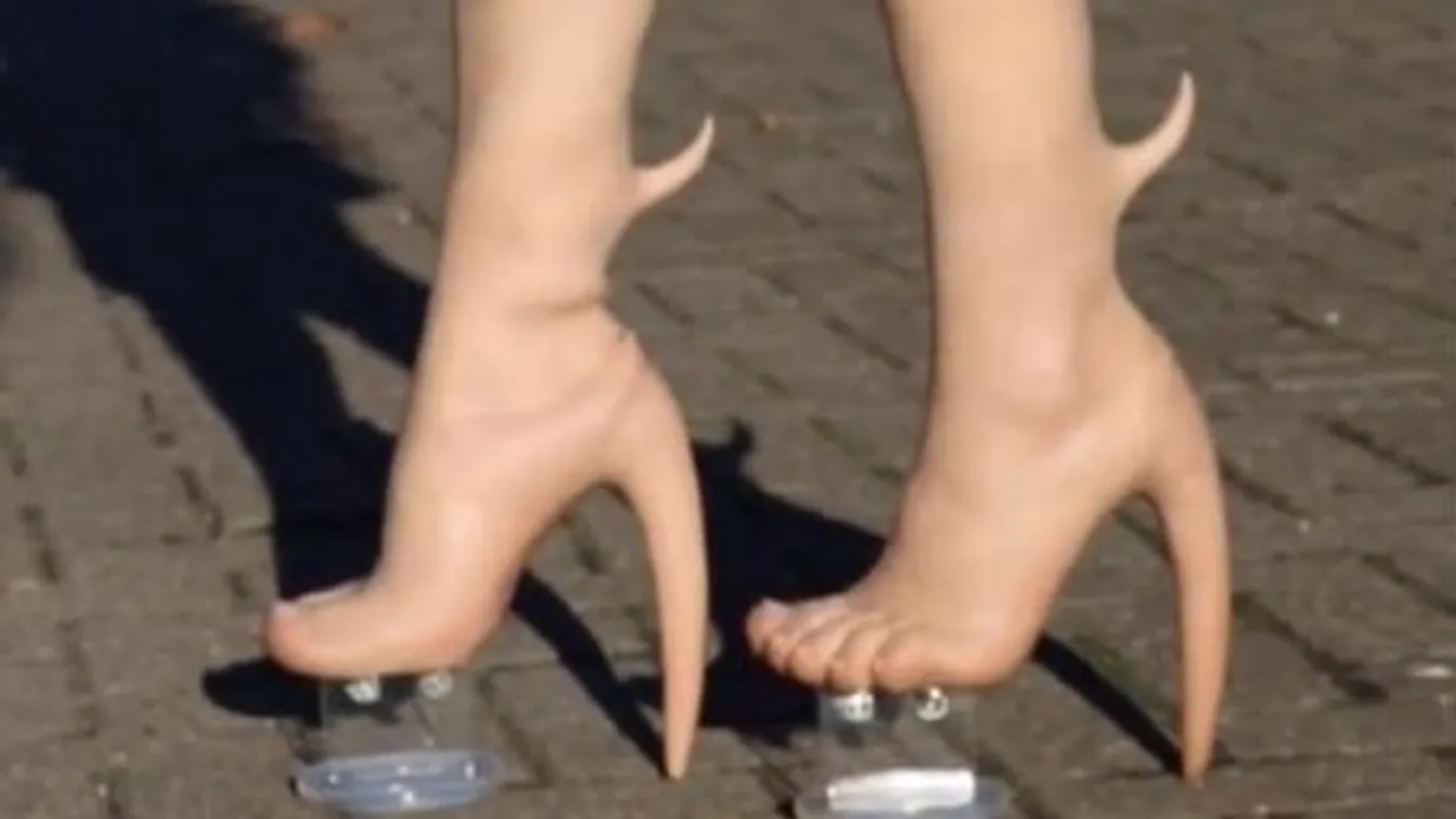 Ne aggódjon! Ennél rondább csizmát soha életében nem fog találni – videó