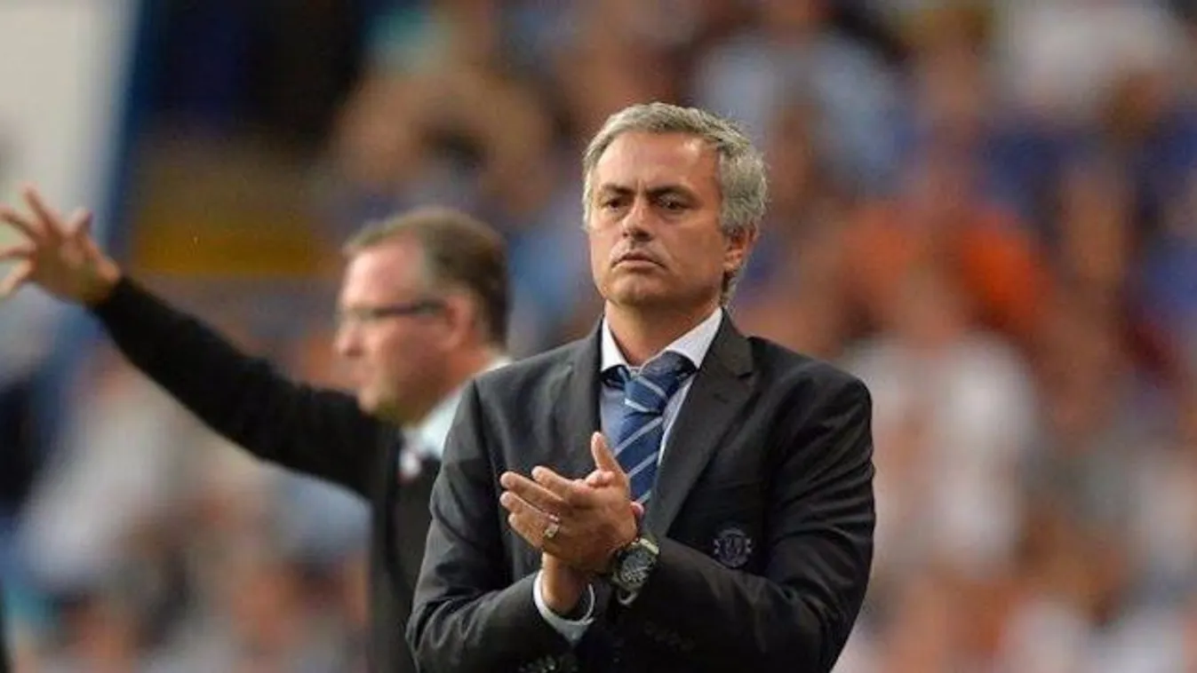 "Egy rossz macska vagy" - mondta Mourinho Benzemának